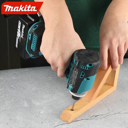 MAKITA Destornillador de Impacto DTD171 18v.(NO INCLUYE BATERIA)